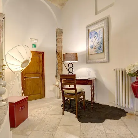 Torre Dei Serviti * Σιένα
