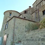 Torre Dei Serviti 컨트리하우스 *